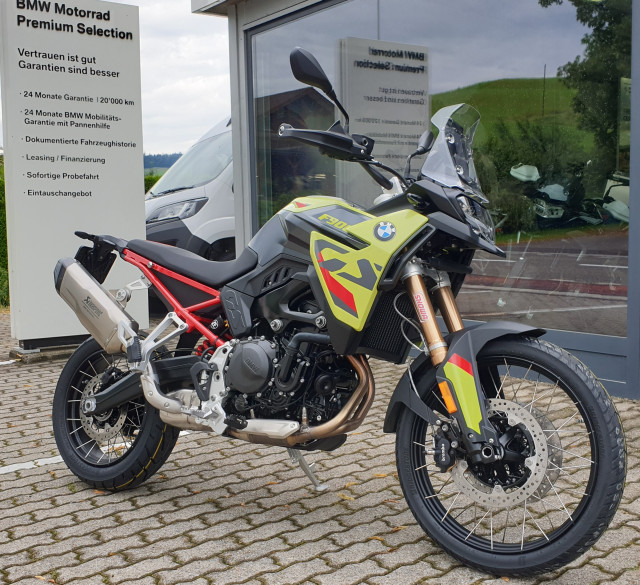 BMW F 900 GS Passion Enduro Registrazione di un giorno