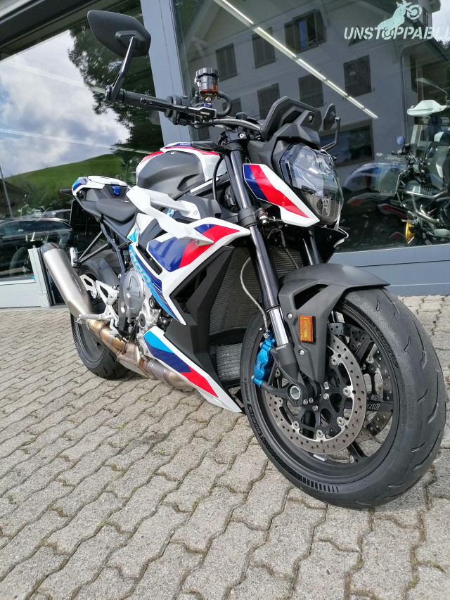 BMW M 1000 R Naked Demo vehicle