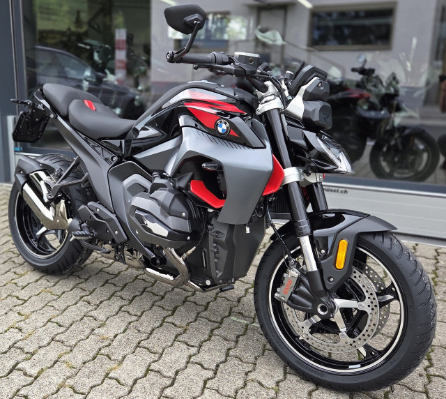 BMW R 1300 R Naked Tageseinlösung