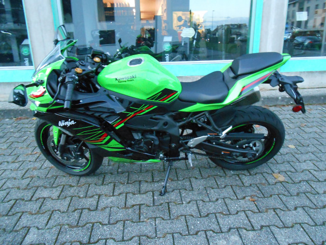 KAWASAKI Ninja ZX-4RR Sport Vorführfahrzeug