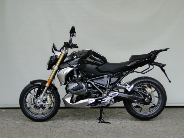 BMW R 1250 R Naked Demo vehicle