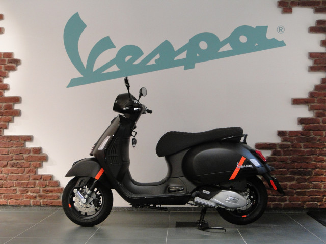 PIAGGIO Vespa GTS 125 Roller Neufahrzeug