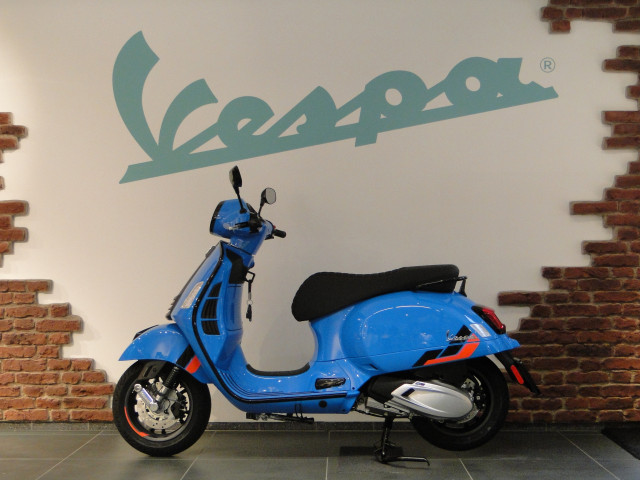 PIAGGIO Vespa GTS 310 Super Sport Roller Neufahrzeug