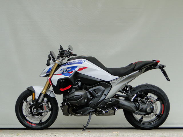 BMW R 1300 R Naked Neufahrzeug