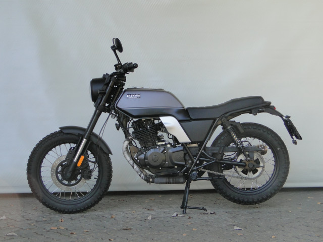 BRIXTON Glanville 250 X Retro Occasion