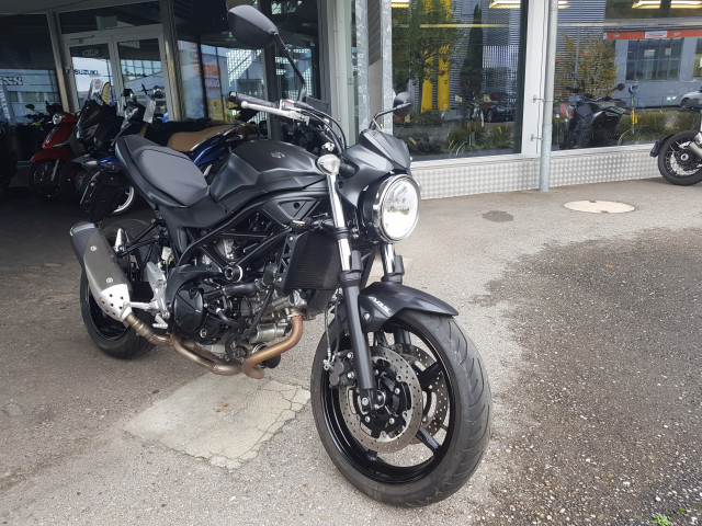 SUZUKI SV 650 A L7 Naked Usato