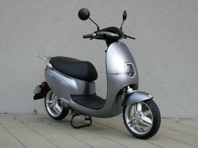 ECOOTER Etrix E1R Scooter New vehicle