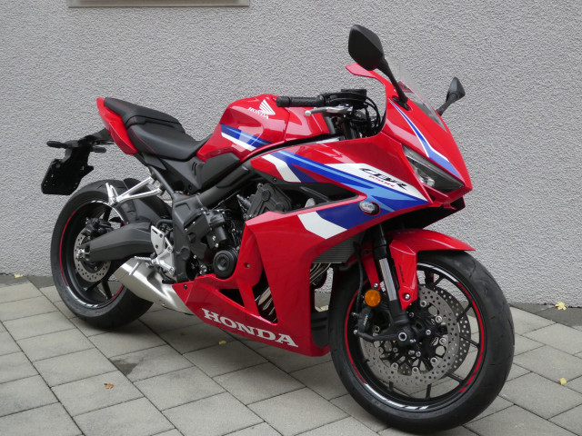 HONDA CBR 650 R E-Clutch Sport Vorführfahrzeug