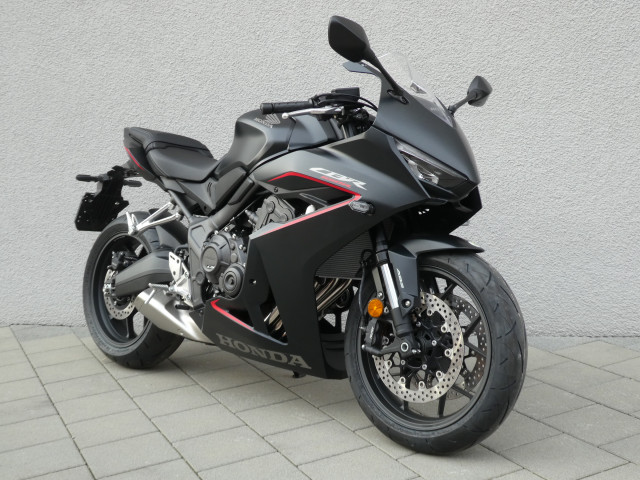 HONDA CBR 650 R E-Clutch Sport Neufahrzeug