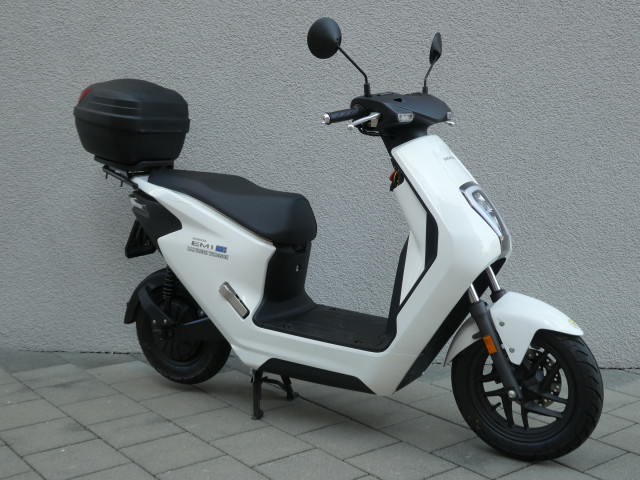 HONDA EM1 e Roller Neufahrzeug HONDA EM1 e Roller Neufahrzeug