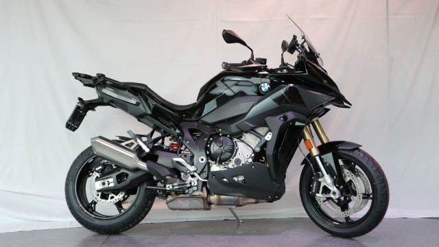 BMW S 1000 XR Triple Black Touring New vehicle