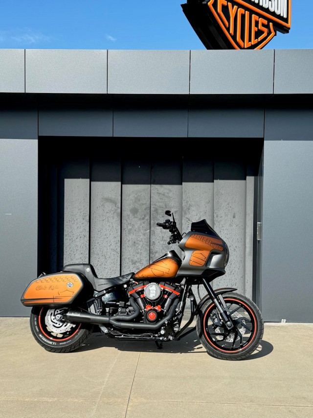 HARLEY-DAVIDSON FLSB 1745 Softail Sport Glide 107 Custom Modèle démo