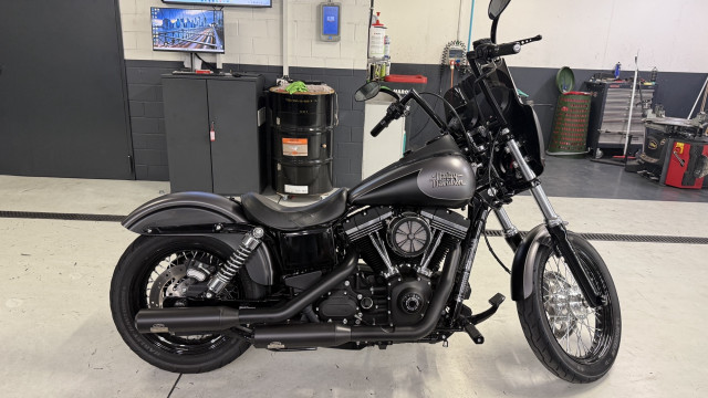 HARLEY-DAVIDSON FXDB 1690 Dyna Street Bob Custom Occasion