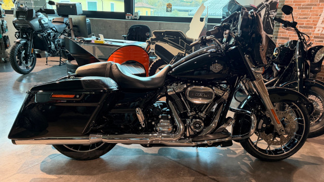 HARLEY-DAVIDSON FLHXS 1868 Street Glide Special 114 Touring Occasion