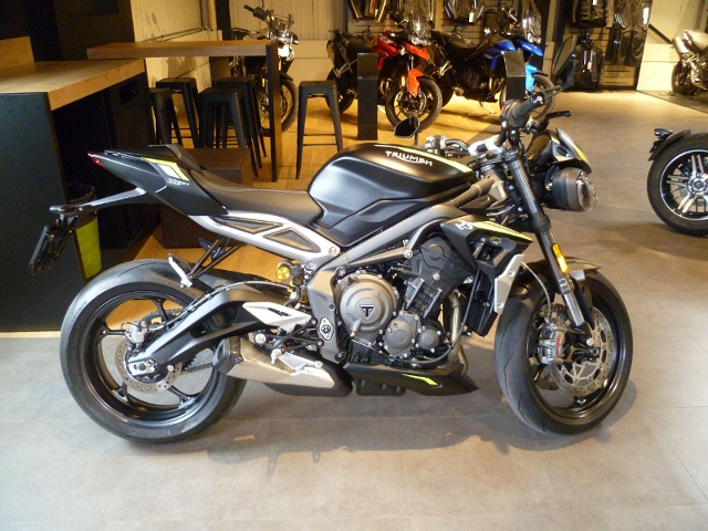 TRIUMPH Street Triple 765 RS Naked Neufahrzeug