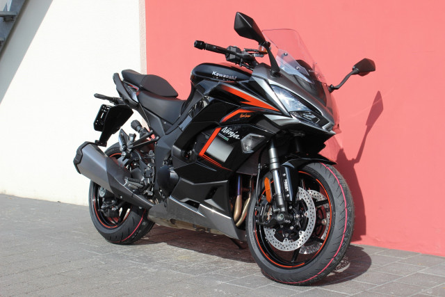 KAWASAKI Ninja 1000 SX SE Touring Vorführfahrzeug