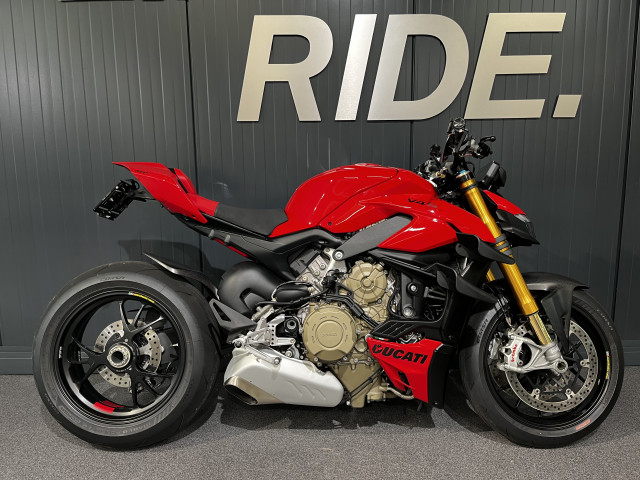 DUCATI Streetfighter 1103 V4 S Naked Occasion