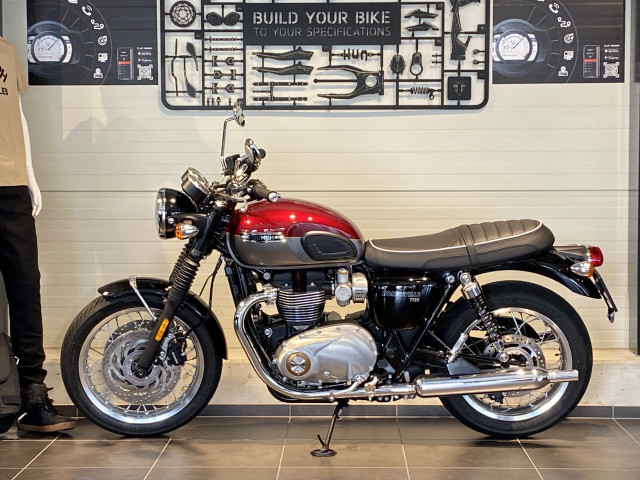 TRIUMPH Bonneville T120 Retro Neufahrzeug