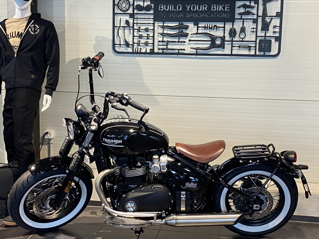 TRIUMPH Bonneville Bobber 1200 Retro Moto nuova