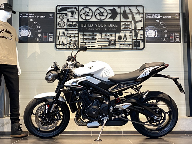 TRIUMPH Street Triple 765 R Naked Moto neuve