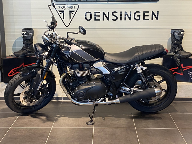 TRIUMPH Speed Twin 900 Retro Neufahrzeug