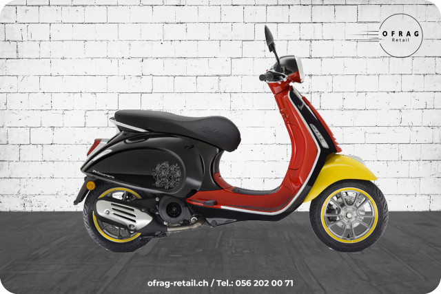 PIAGGIO Vespa Primavera 125 Disney Mickey Mouse Edition Scooter Moto neuve