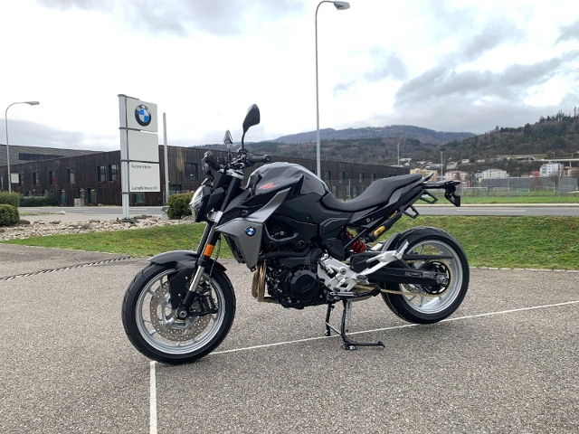 BMW F 900 R Naked Modèle démo