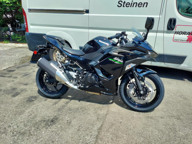 KAWASAKI Ninja 500 Sport Moto neuve