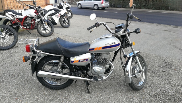 HONDA CM 125 T Custom Usato