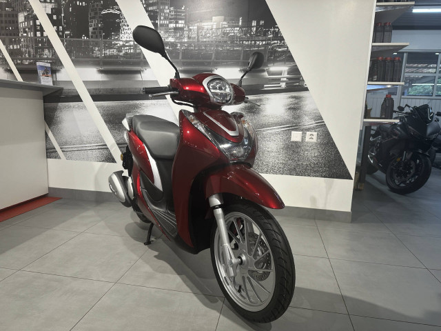 HONDA SH 125 Mode Scooter Moto nuova