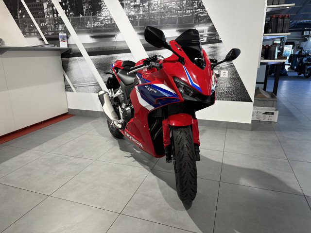 HONDA CBR 500 RA Sport Occasion