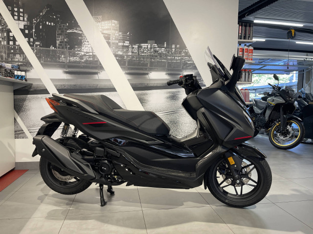HONDA NSS 350 Forza Scooter Moto neuve