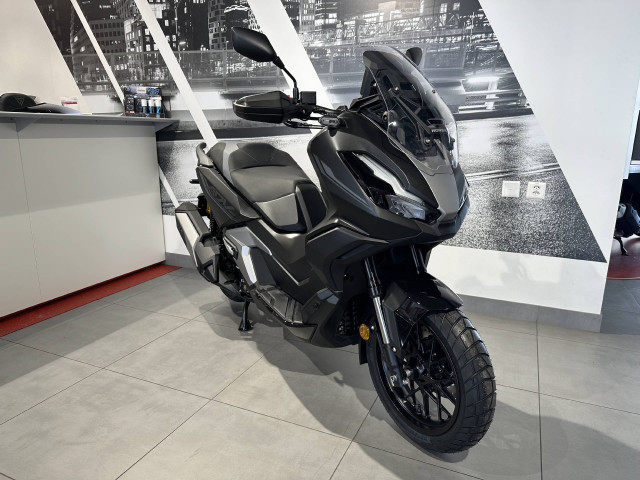 HONDA ADV 350 Roller Neufahrzeug