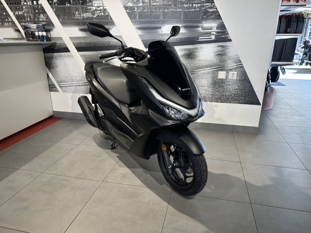 HONDA PCX 125 DX Roller Neufahrzeug
