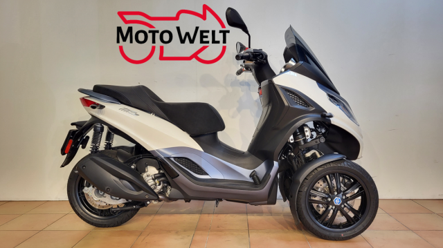 PIAGGIO MP3 300 HPE Scooter Usato