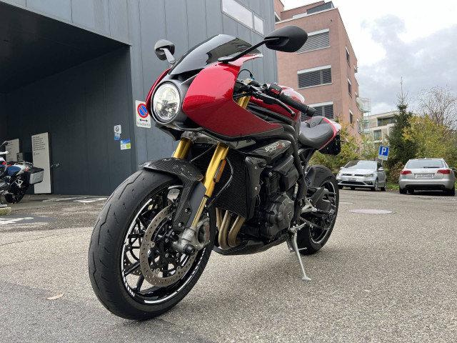 TRIUMPH Speed Triple 1200 RR Sport Occasion TRIUMPH Speed Triple 1200 RR Sport Occasion