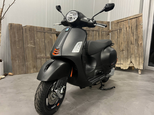 PIAGGIO Vespa GTS 310 Roller Neufahrzeug