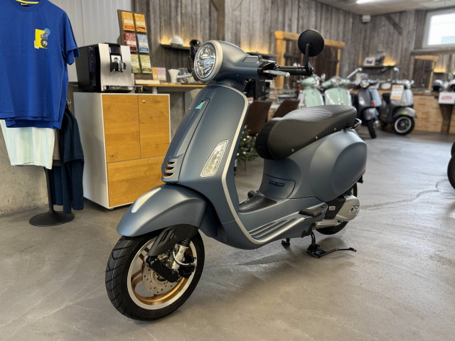 PIAGGIO Vespa Primavera 125 Roller Neufahrzeug