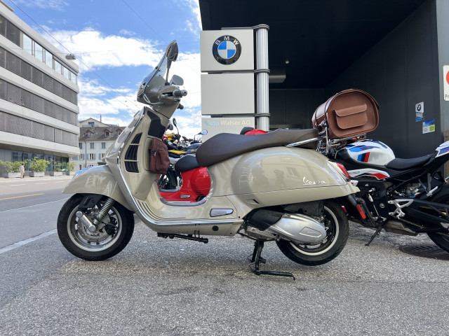 PIAGGIO Vespa GTS 300 HPE Roller Occasion