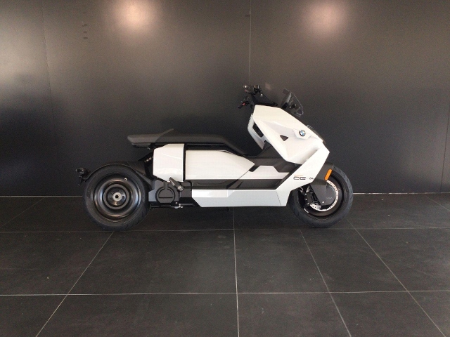 BMW CE 04 Scooter New vehicle