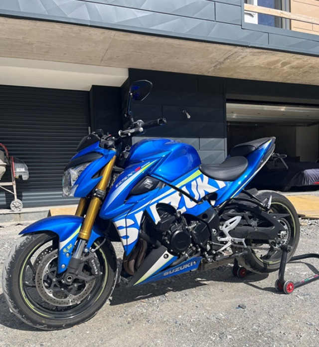 SUZUKI GSX-S 1000 A Naked Usato