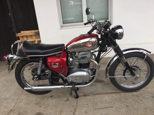 BSA A 65 Lightning Touring Used