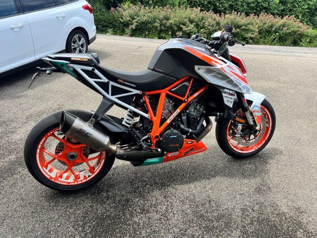 KTM 1290 Super Duke R Naked Usato