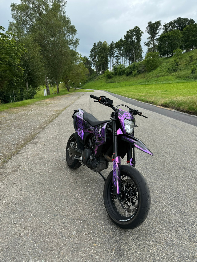 KTM 690 SMC R Supermoto Supermoto Usato