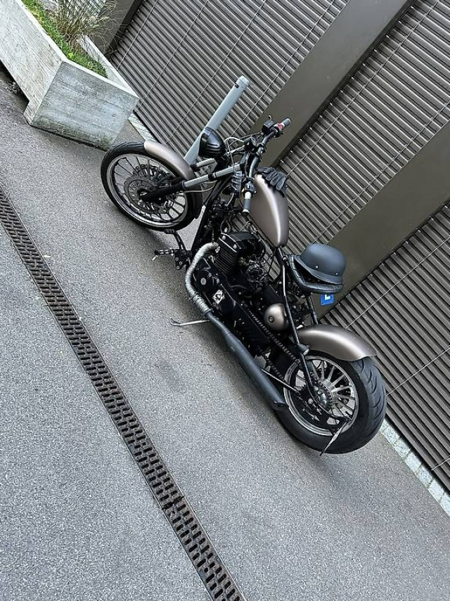 REGAL-RAPTOR Bobber 350 Custom Occasion