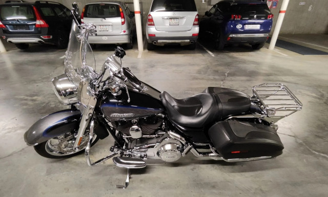 HARLEY-DAVIDSON FLHRSE4 1802 Screamin Eagle Road King Touring Occasion