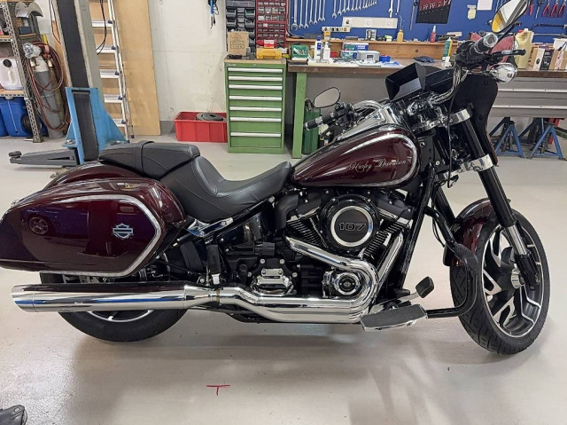 HARLEY-DAVIDSON FLSB 1745 Softail Sport Glide 107 Custom Occasion