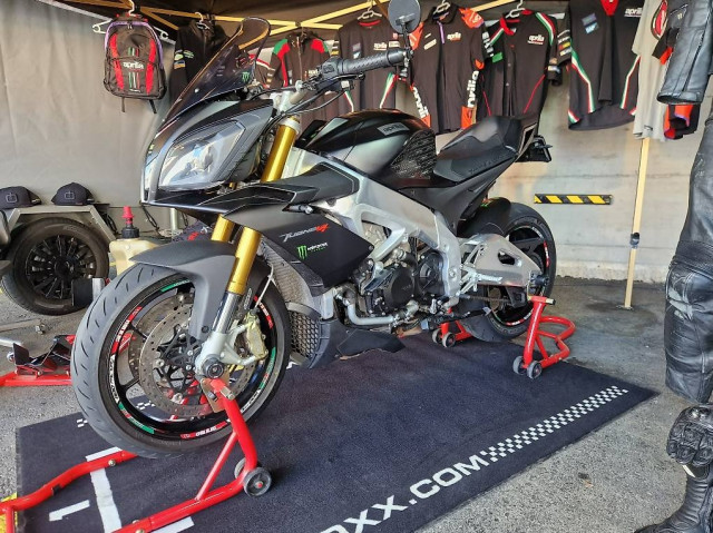 APRILIA Tuono V4 1000 R APRC Naked Occasion