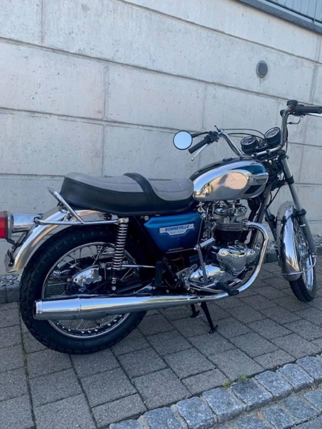 TRIUMPH Bonneville T140 Touring Used