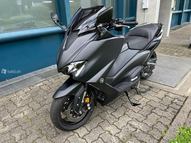 Scooter YAMAHA TMAX 560 TECH MAX occasion
